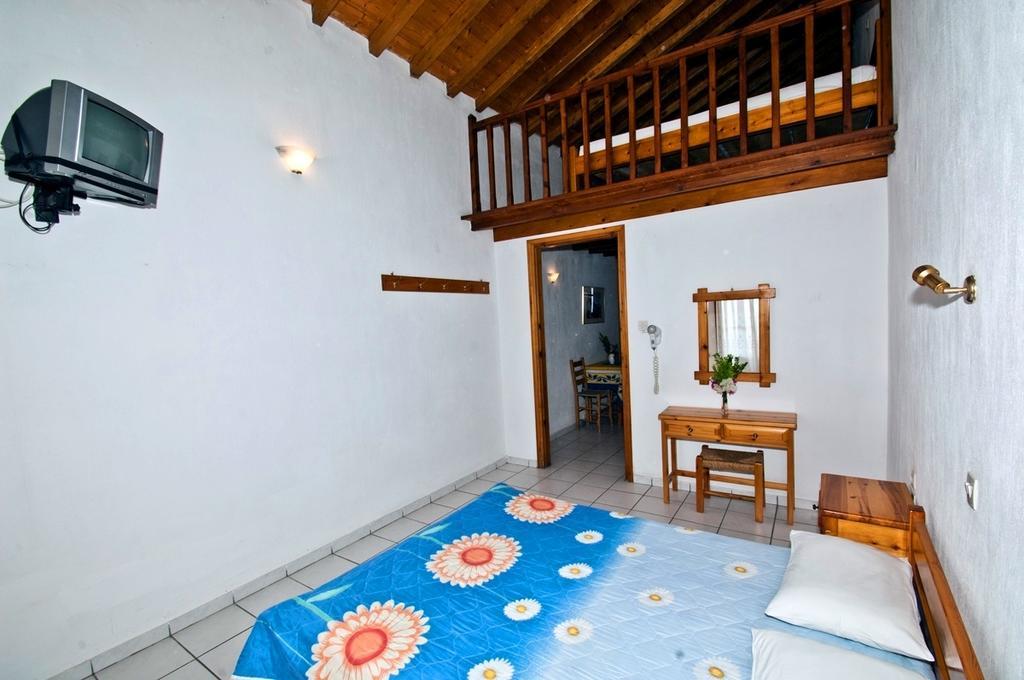 Athina Apartments Neo Klima Room photo